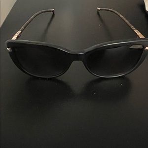 Louis Vuitton Charlotte Sunglasses Z0781W - gently used